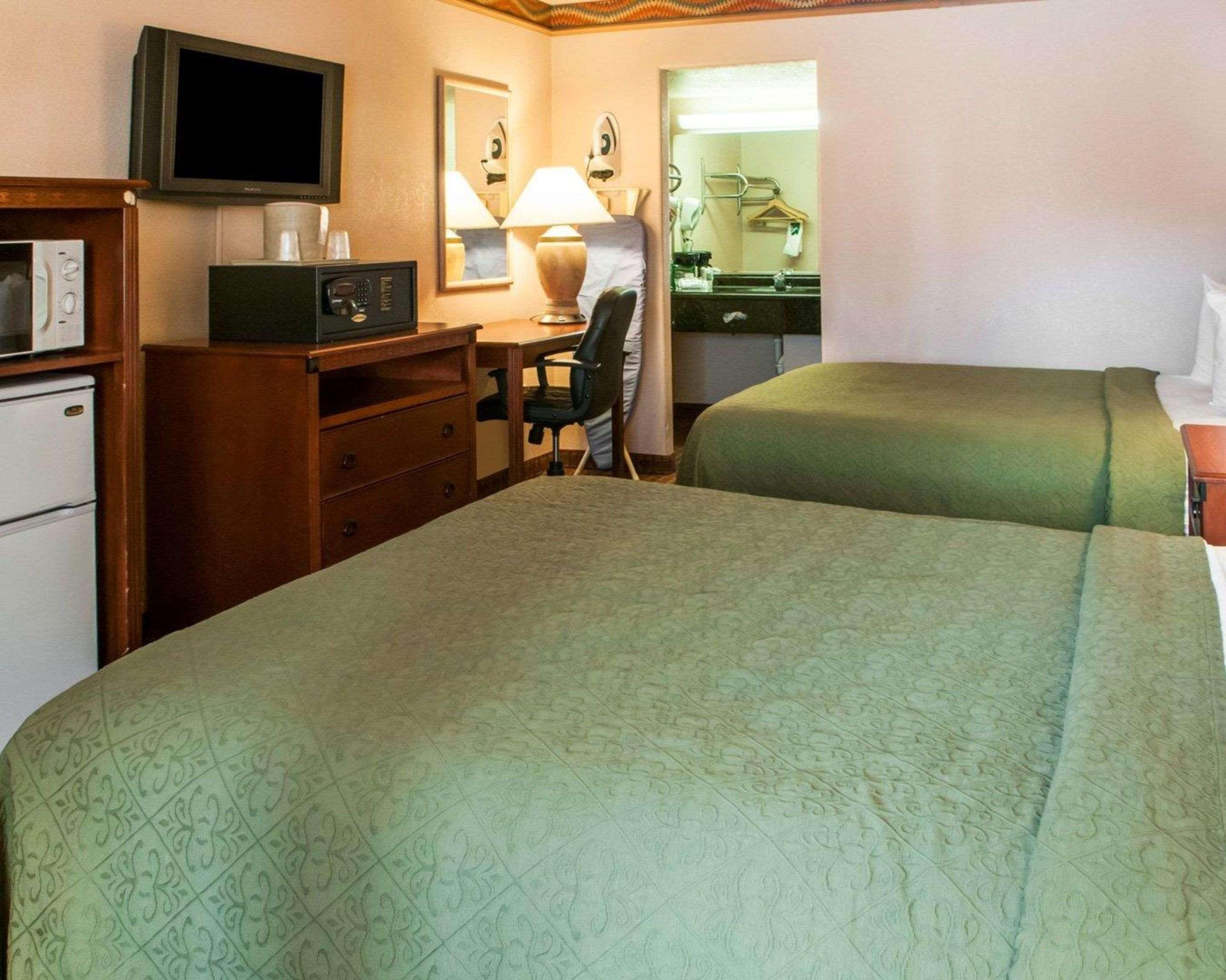 Quality Inn & Suites Las Cruces - University Area Exterior foto