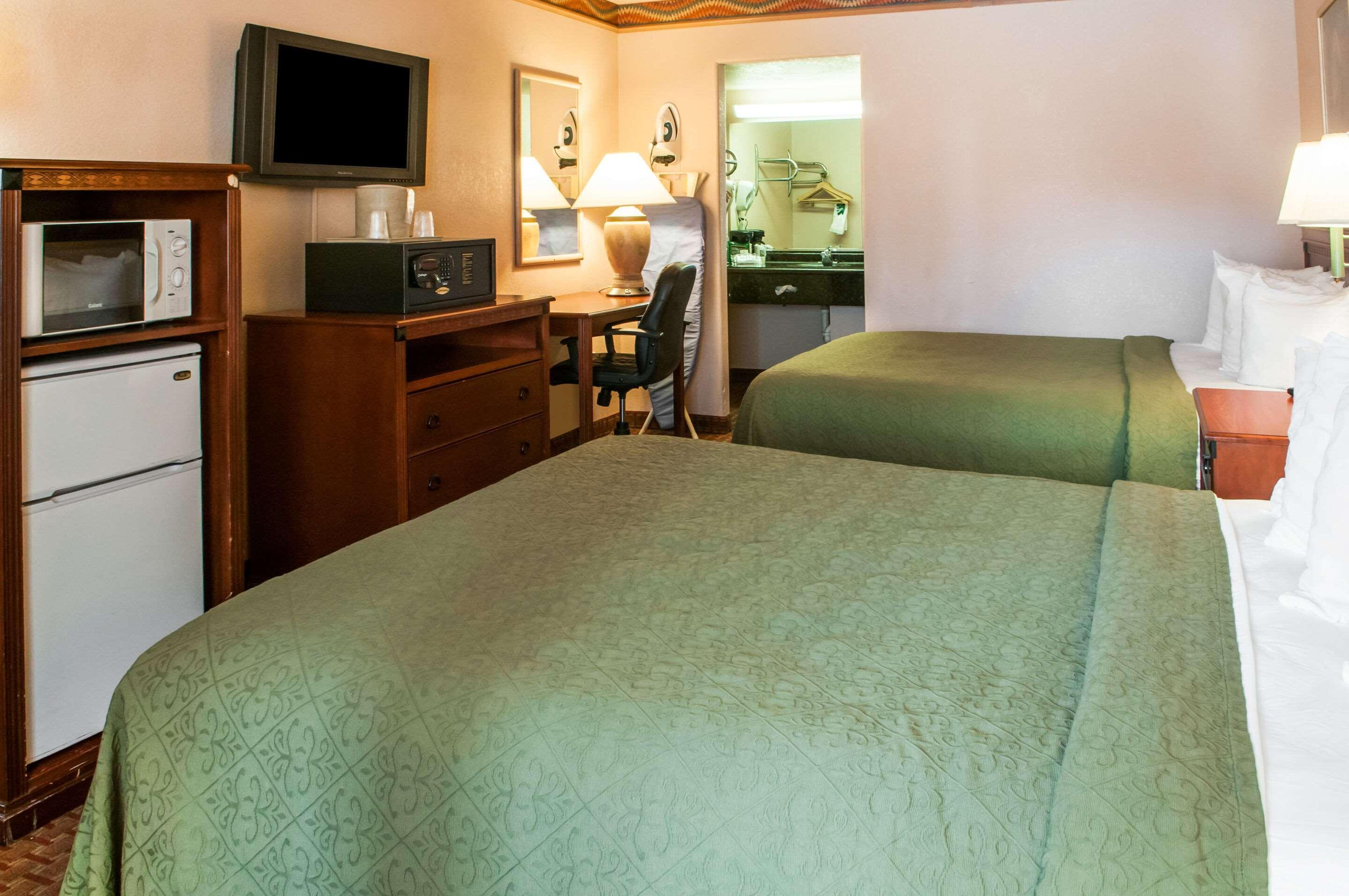 Quality Inn & Suites Las Cruces - University Area Exterior foto