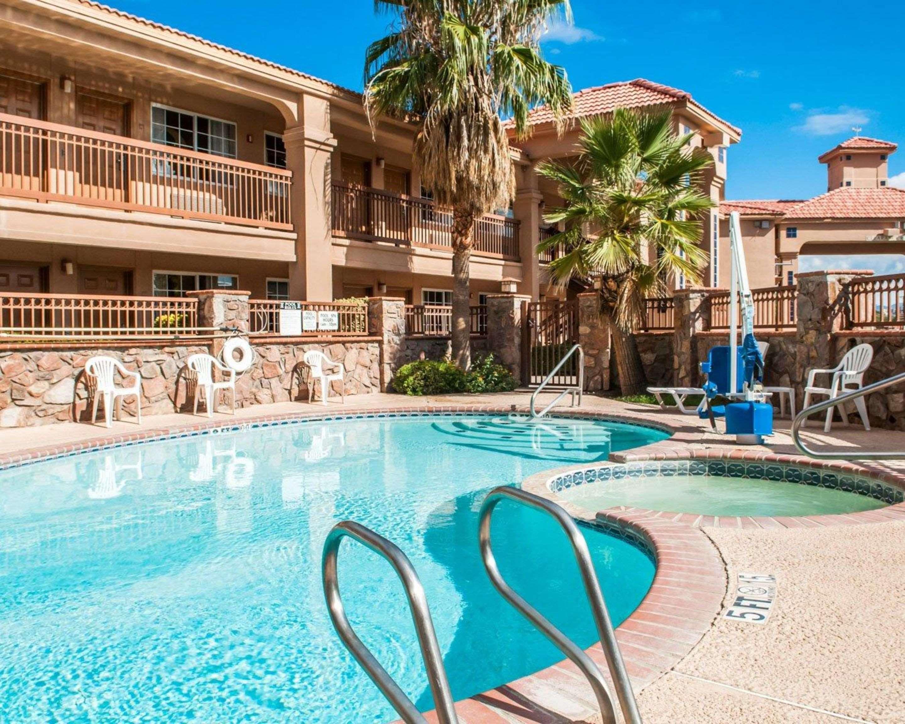 Quality Inn & Suites Las Cruces - University Area Exterior foto
